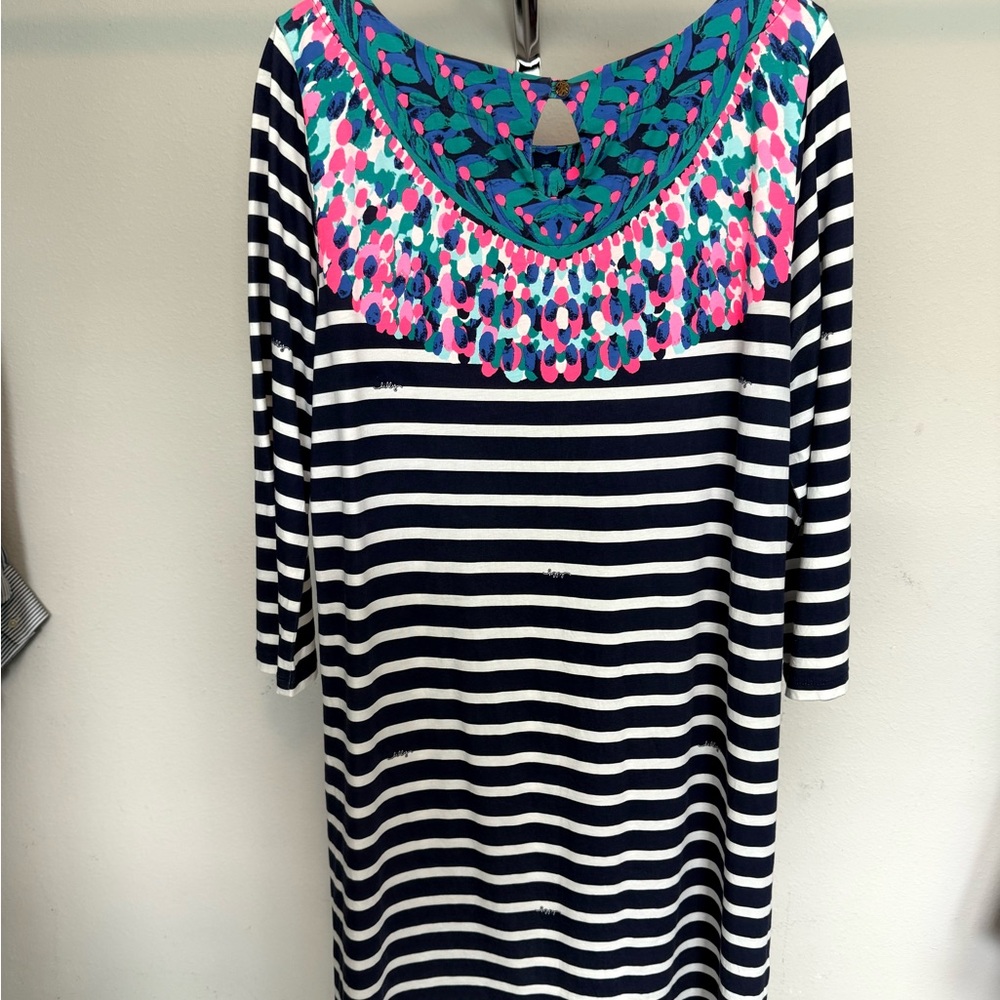 Lilly Pulitzer Bay Dress in Island Medallion Stripe Navy Blue - Picture 4 of 5